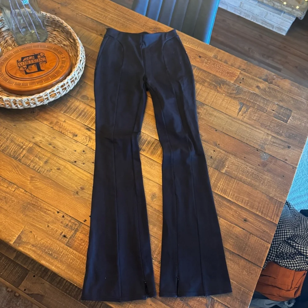 ALO High-Waist Zip‎ It Flare Legging